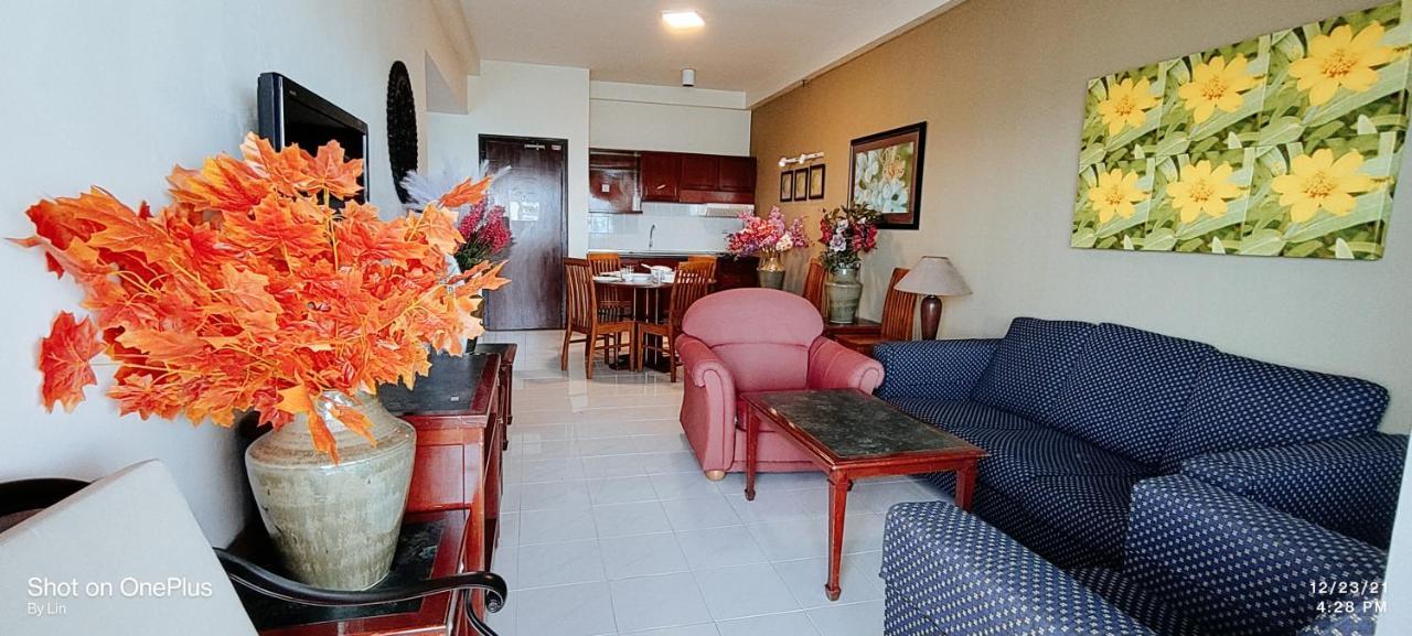 Sea View Paradise Apartment Tanjung Bungah  Exterior photo