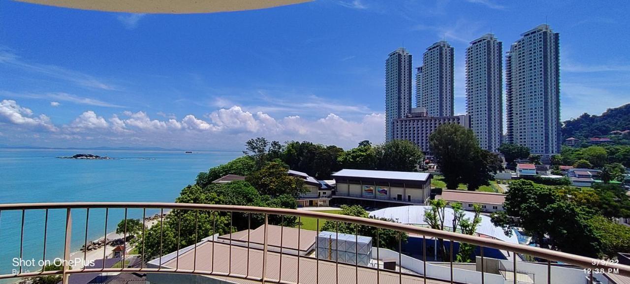 Sea View Paradise Apartment Tanjung Bungah  Exterior photo